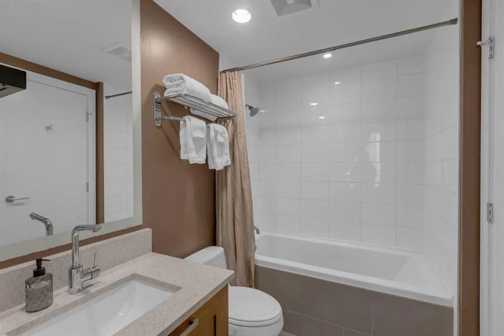 222 Riverfront Avenue SW, #1218
