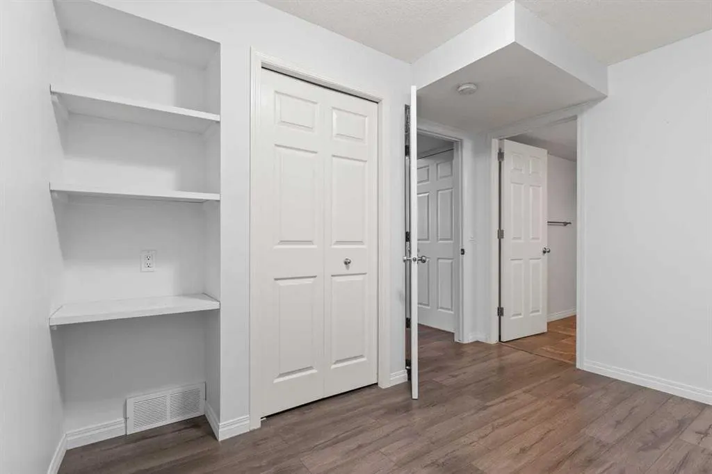 381 Kincora Glen Rise NW