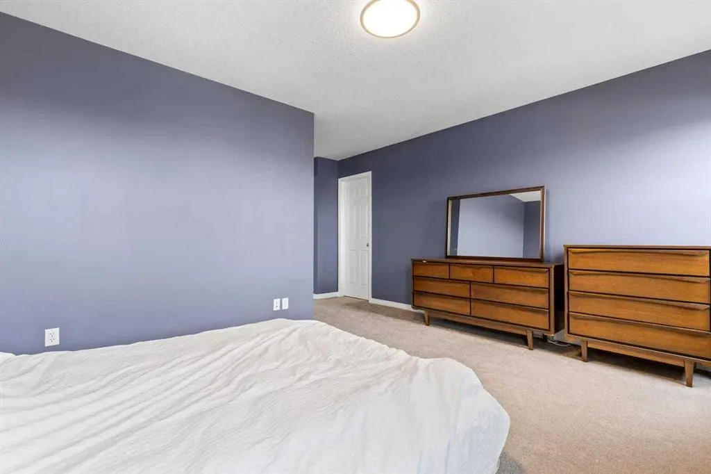 381 Kincora Glen Rise NW