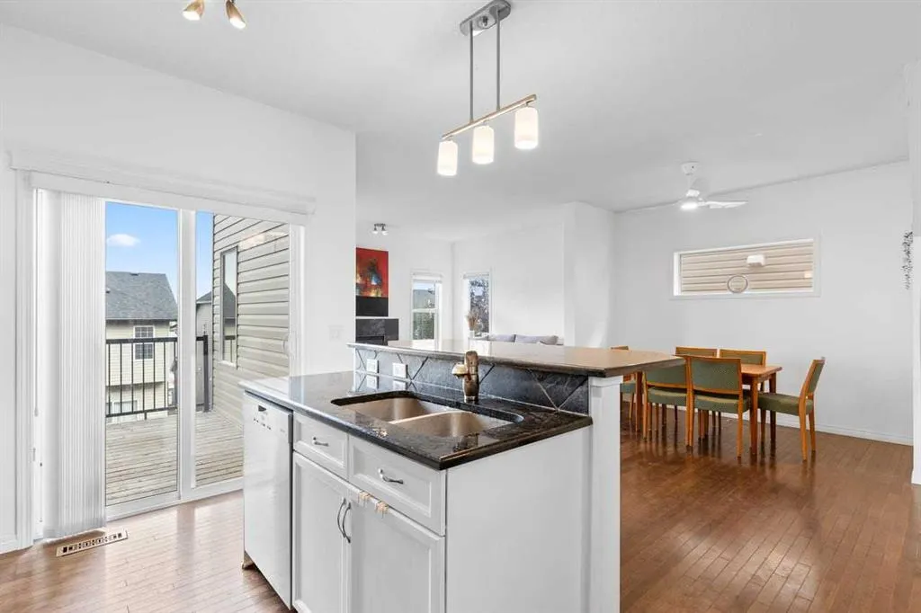 381 Kincora Glen Rise NW