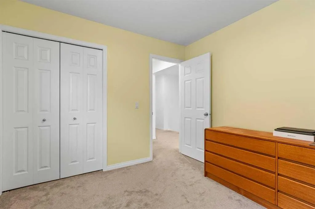 381 Kincora Glen Rise NW