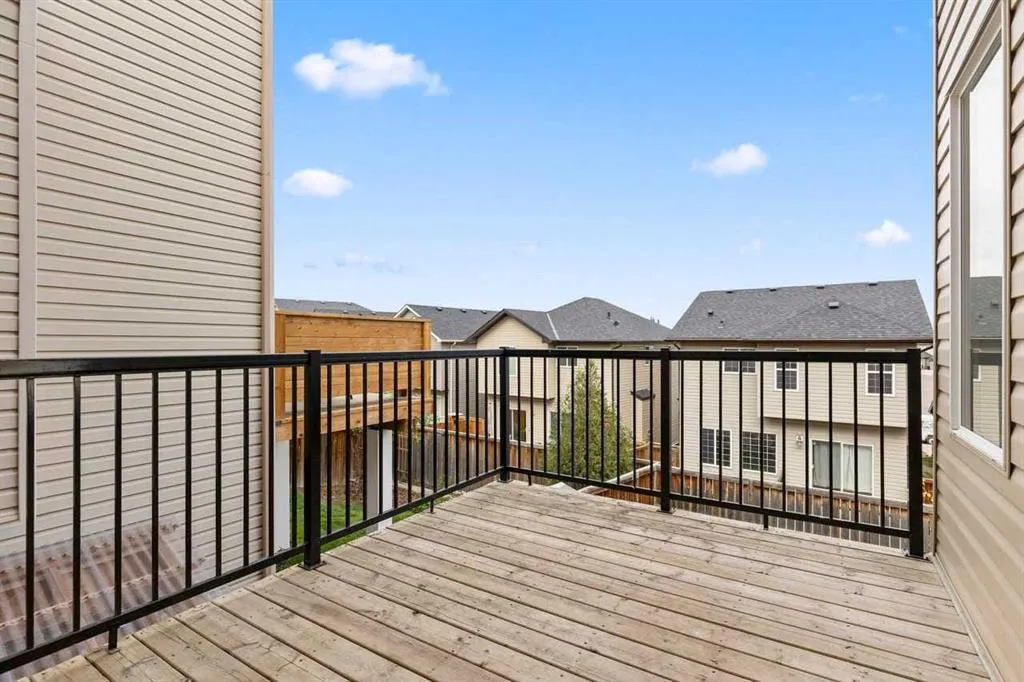 381 Kincora Glen Rise NW