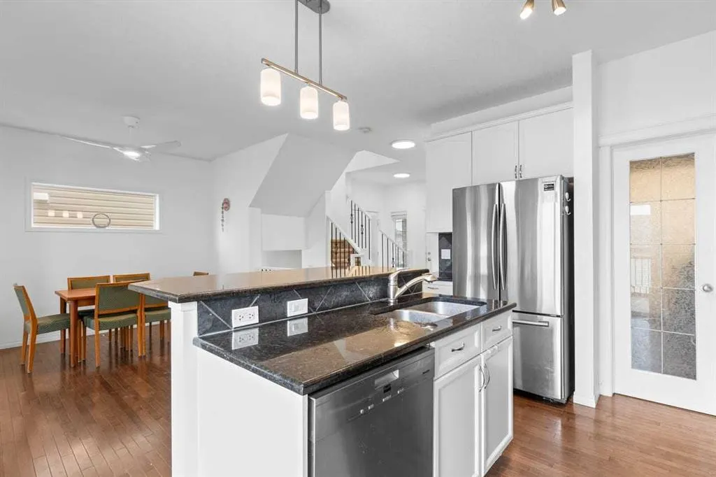 381 Kincora Glen Rise NW