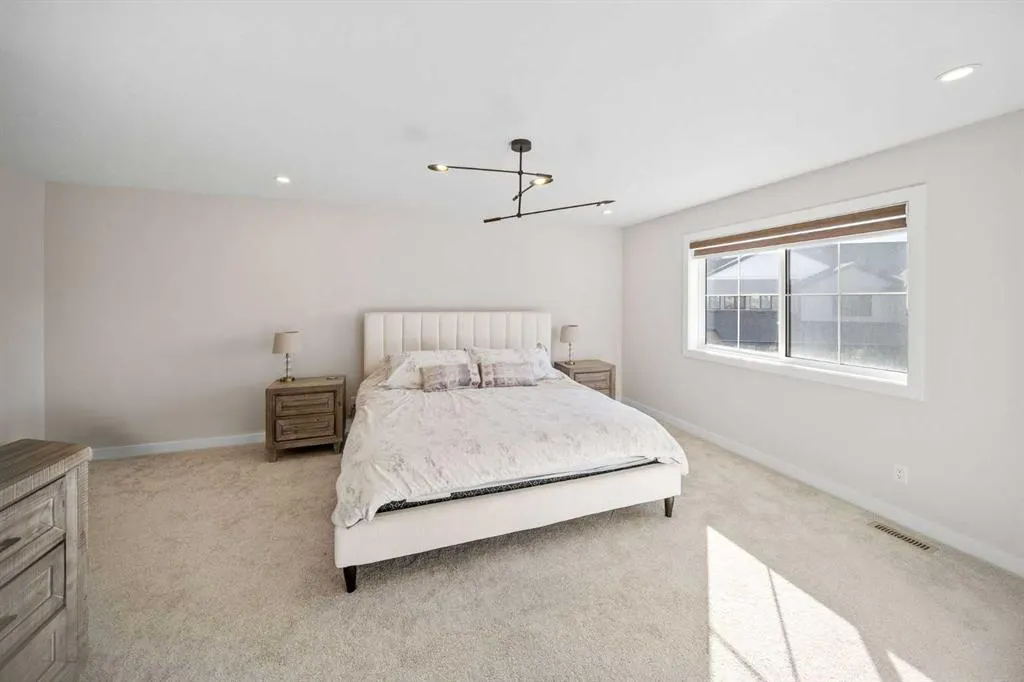 201 Cooperswood Green SW, #204