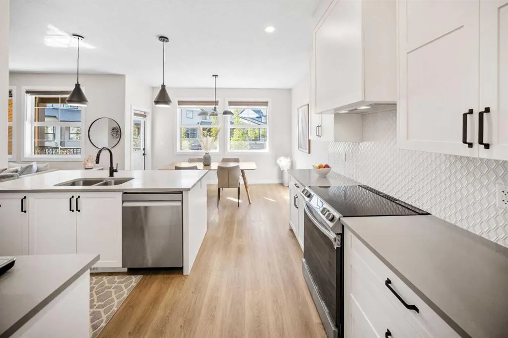 201 Cooperswood Green SW, #204