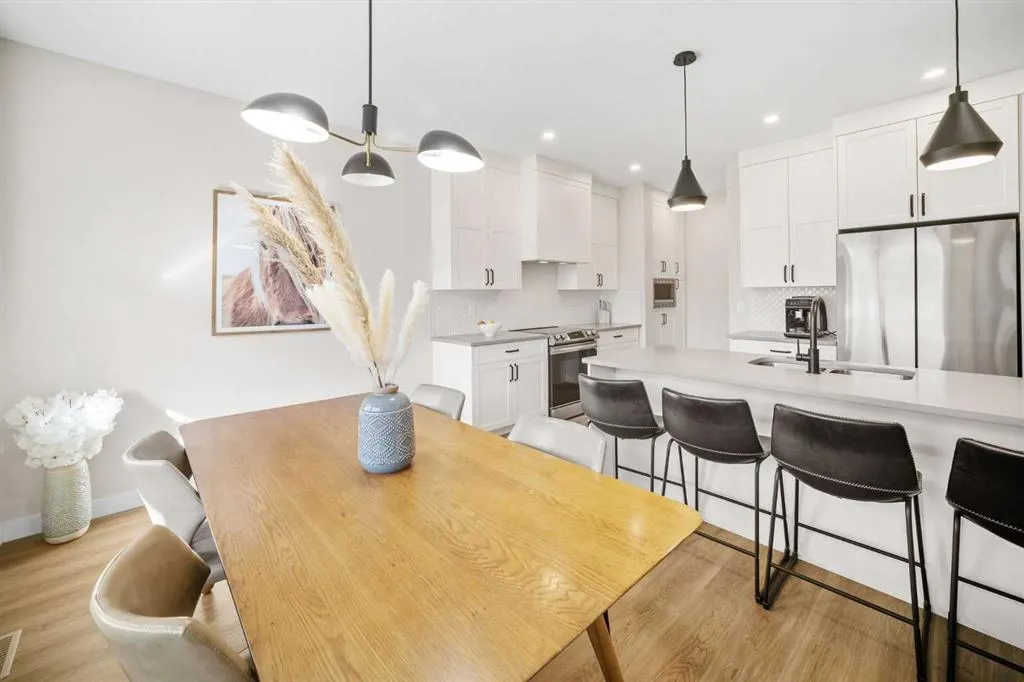 201 Cooperswood Green SW, #204
