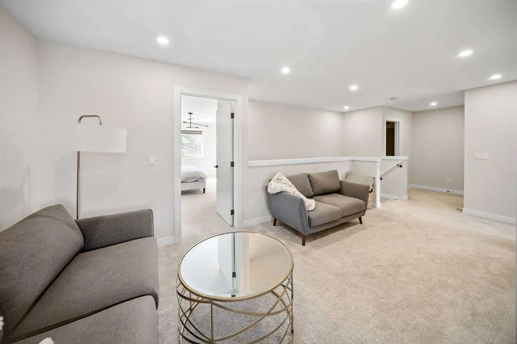 201 Cooperswood Green SW, #204