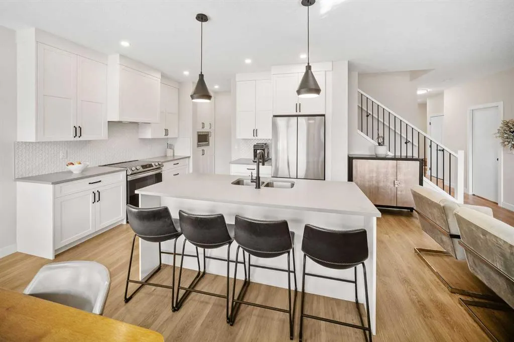 201 Cooperswood Green SW, #204