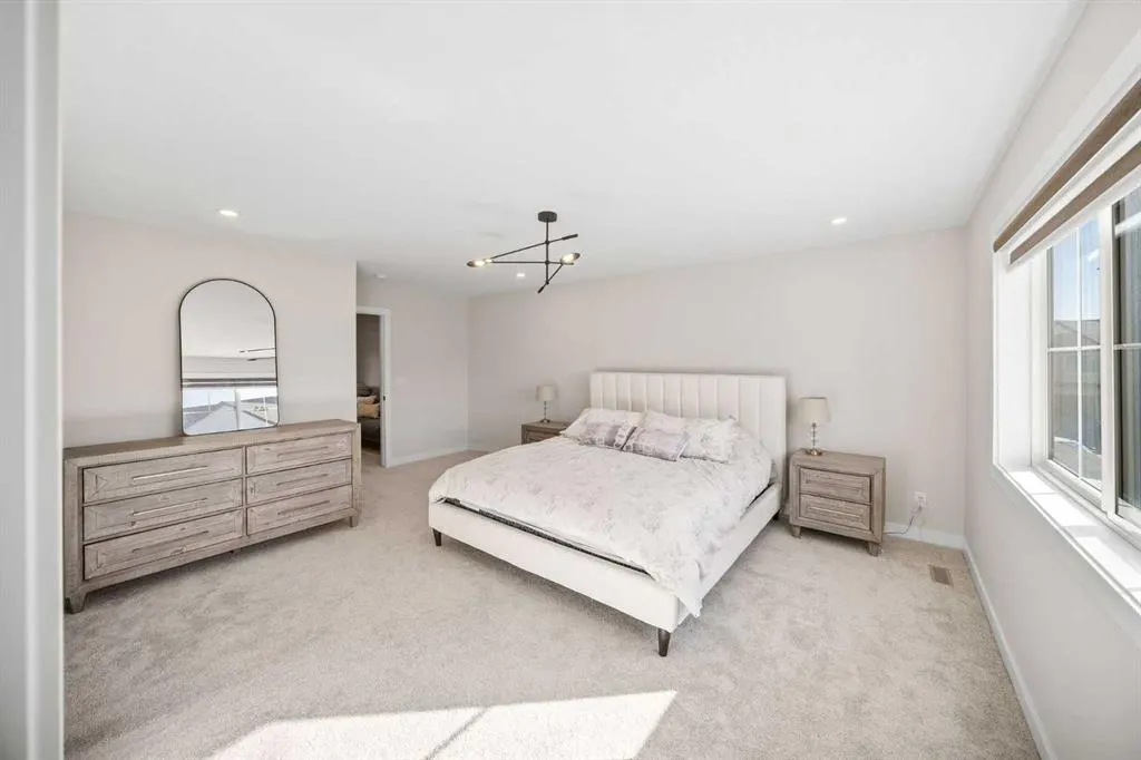 201 Cooperswood Green SW, #204