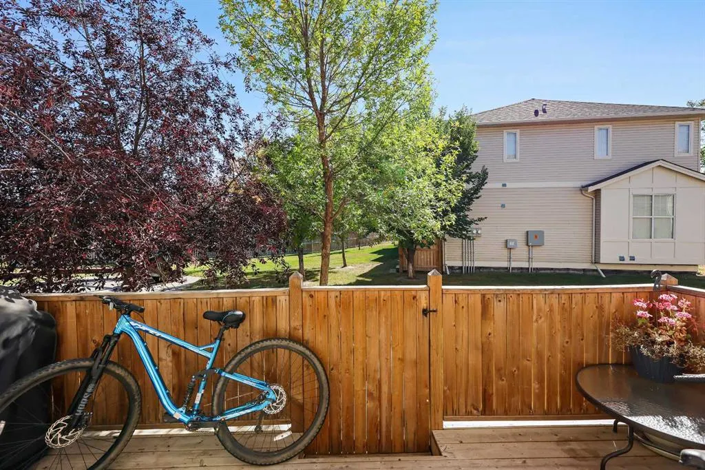 703 Luxstone Square SW, #403