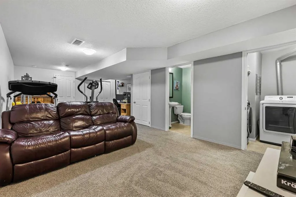 703 Luxstone Square SW, #403