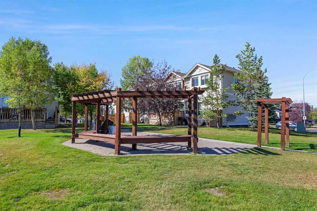 703 Luxstone Square SW, #403