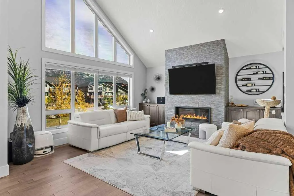 458 Stewart Creek Close