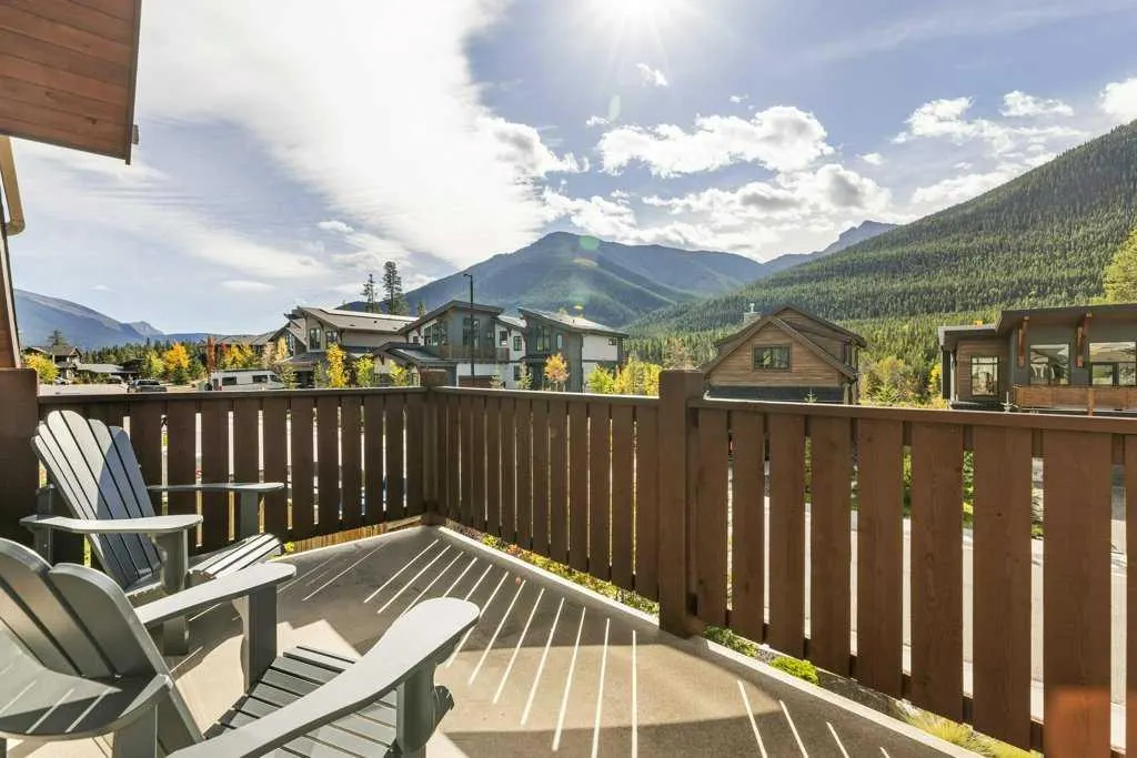 458 Stewart Creek Close