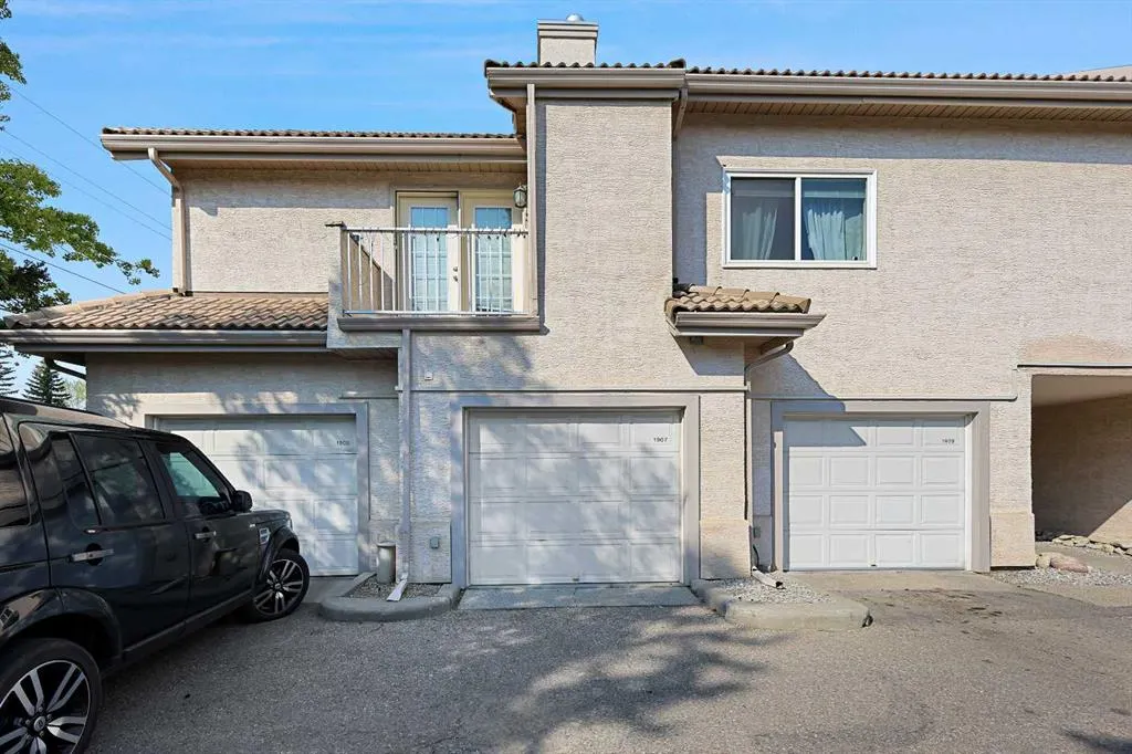 1907 Patterson View SW