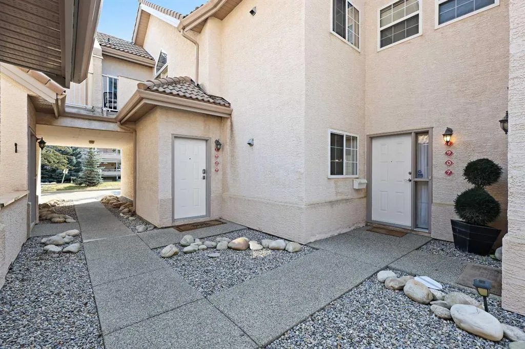 1907 Patterson View SW