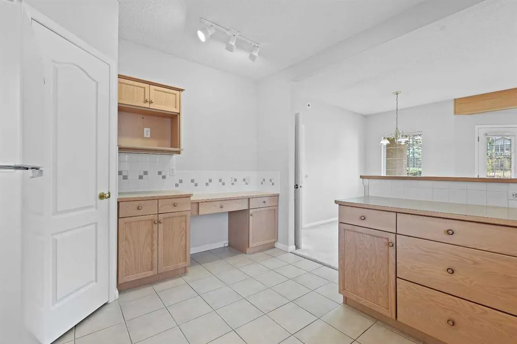 1907 Patterson View SW