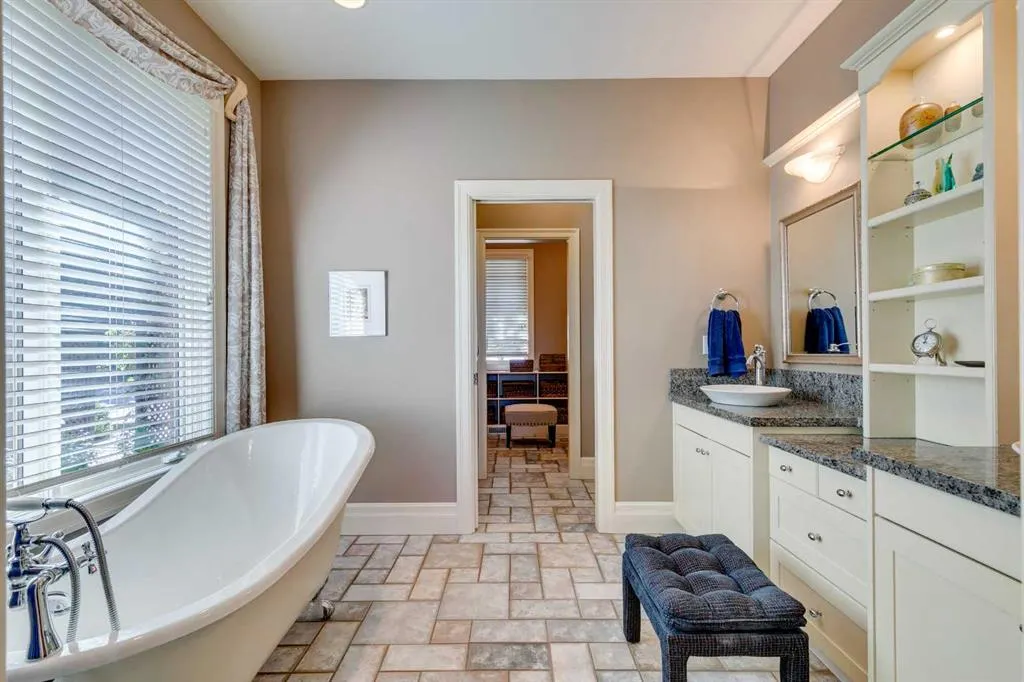 24 Ridge Pointe Drive