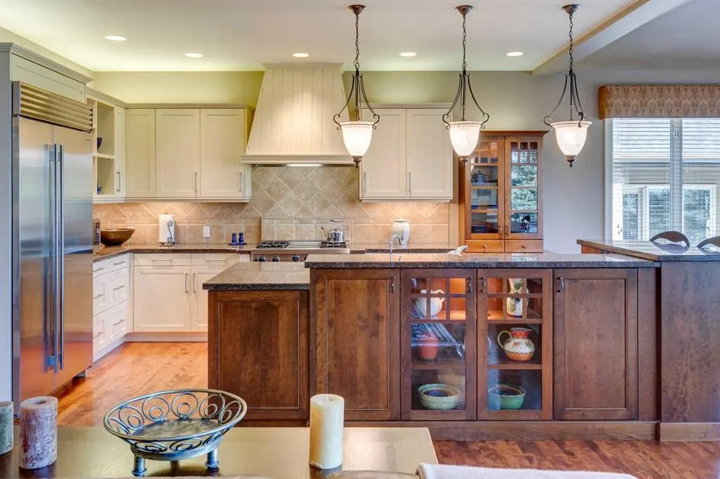 24 Ridge Pointe Drive