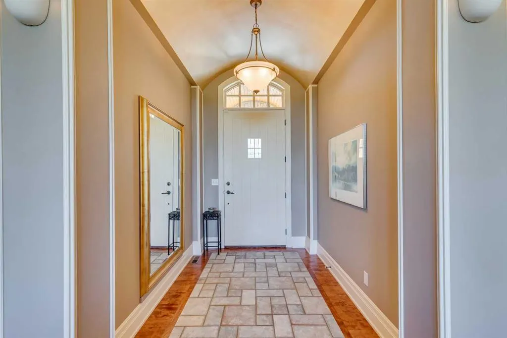 24 Ridge Pointe Drive