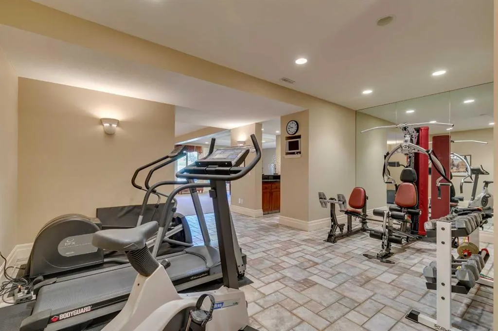 24 Ridge Pointe Drive