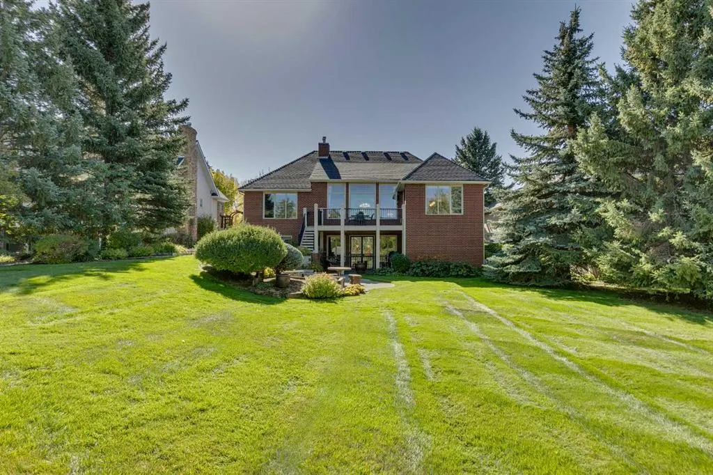 24 Ridge Pointe Drive