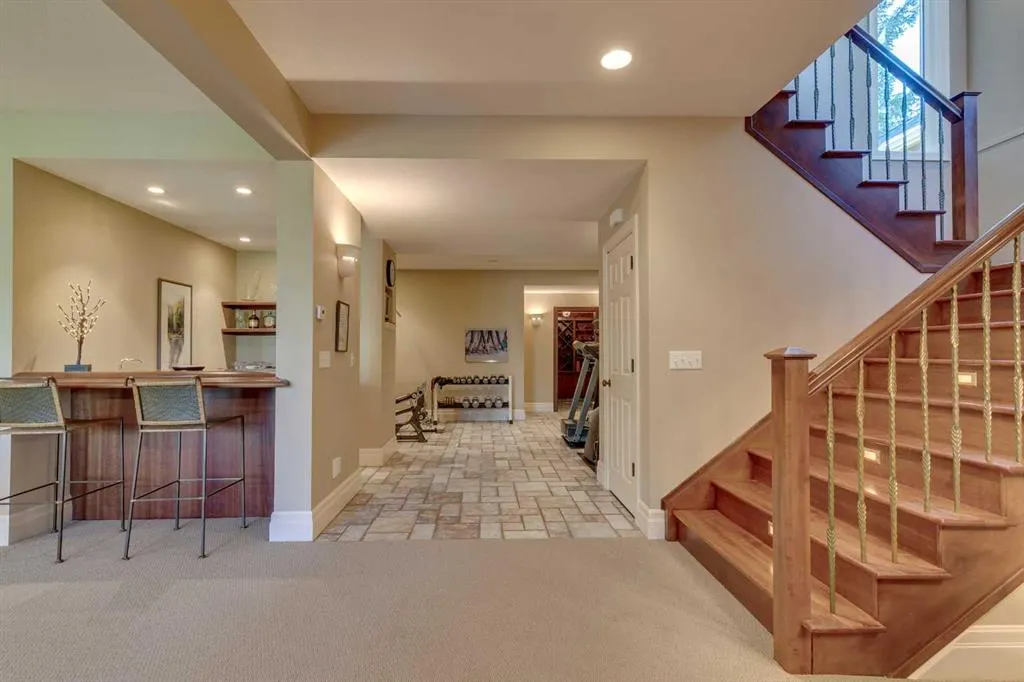 24 Ridge Pointe Drive