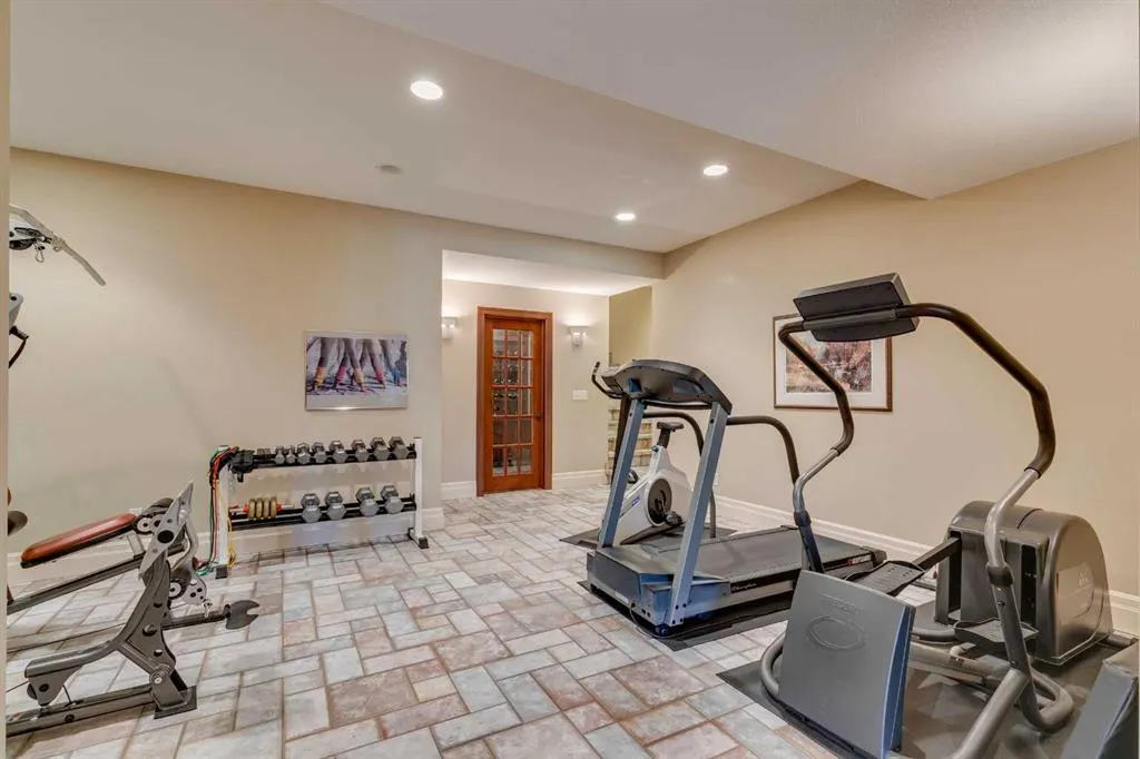 24 Ridge Pointe Drive
