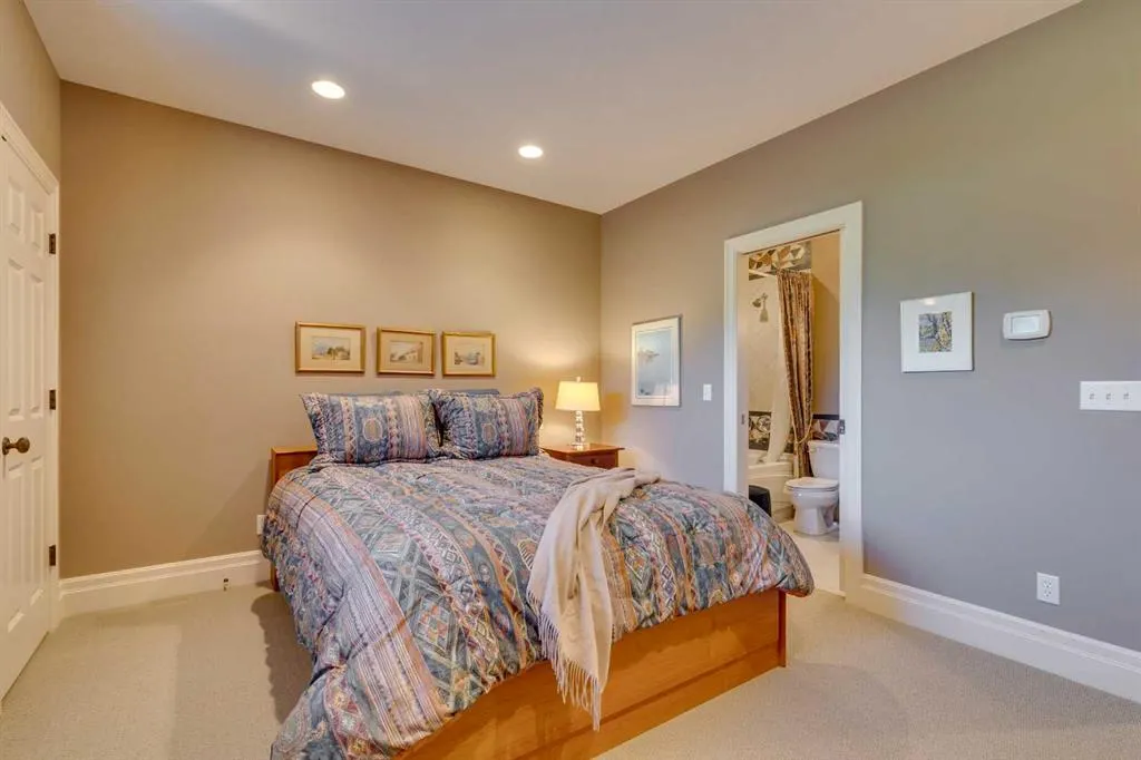 24 Ridge Pointe Drive
