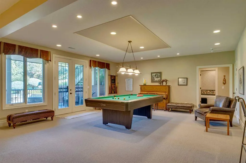 24 Ridge Pointe Drive