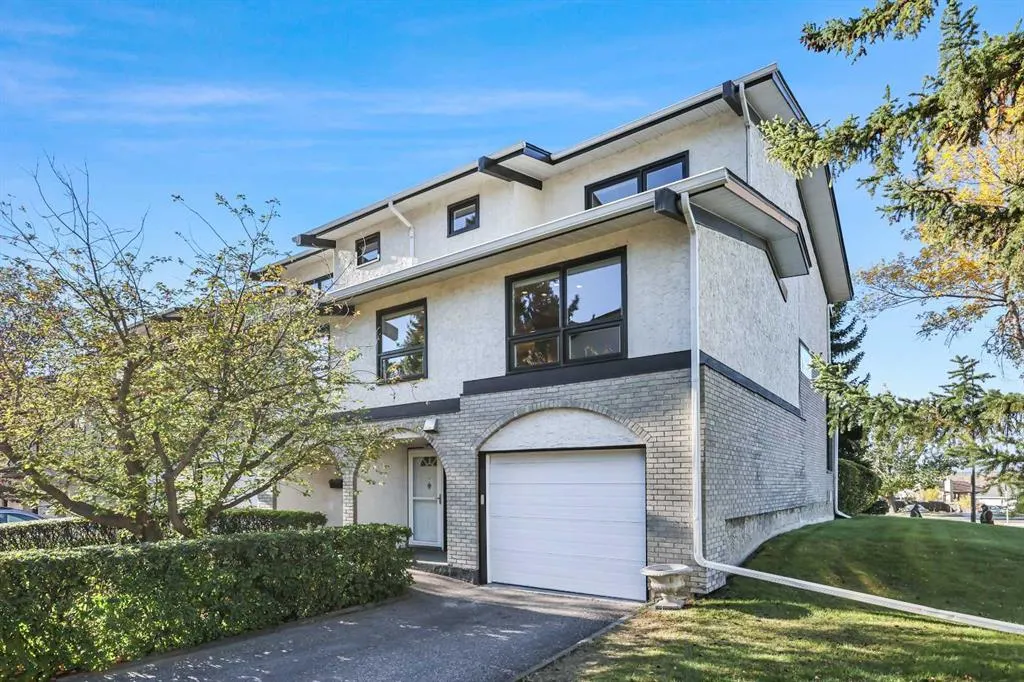 5400 Dalhousie Drive NW, #15
