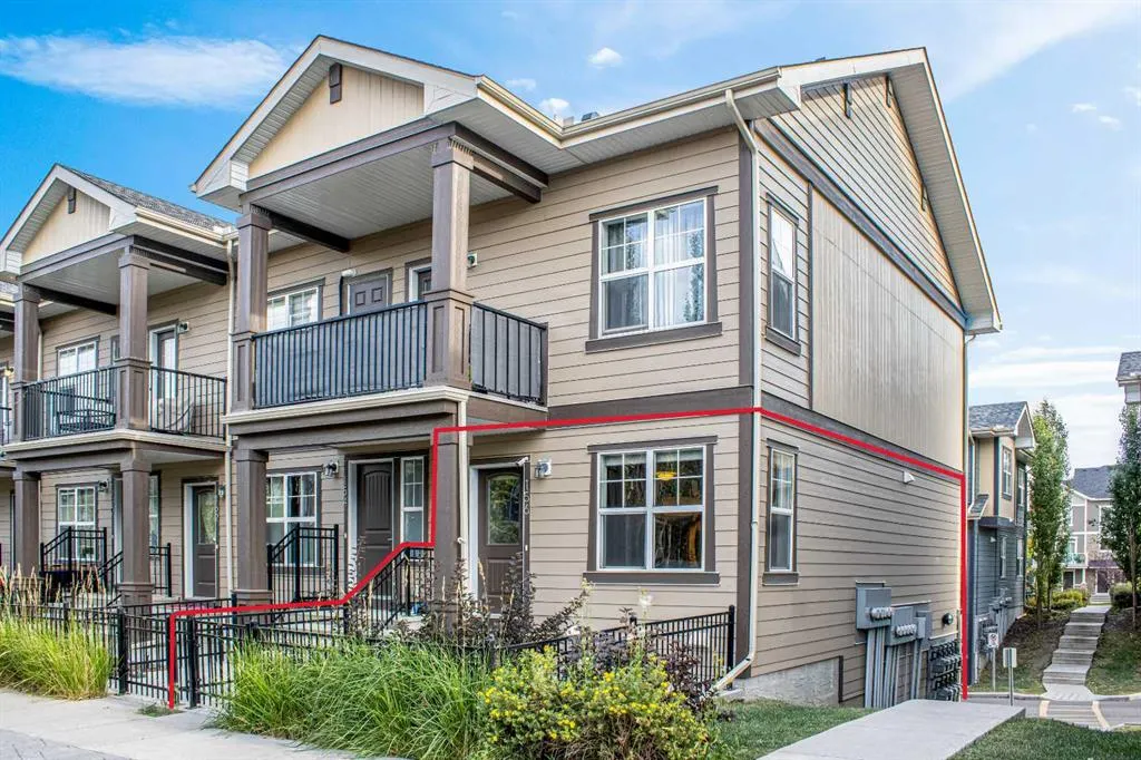 156 Evanscrest Gardens NW