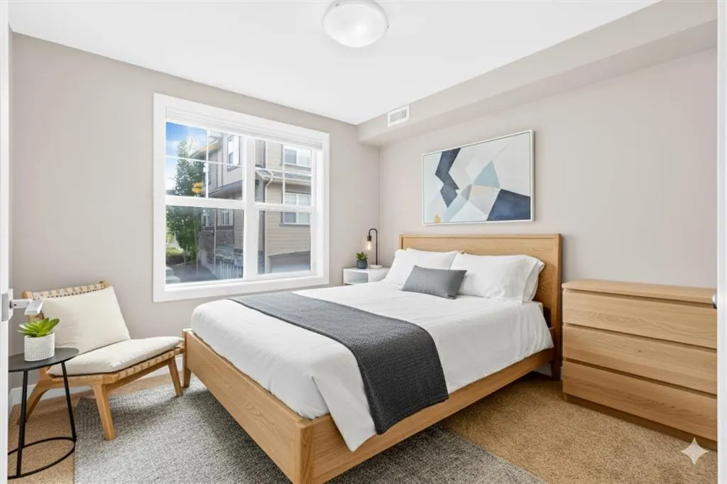 156 Evanscrest Gardens NW