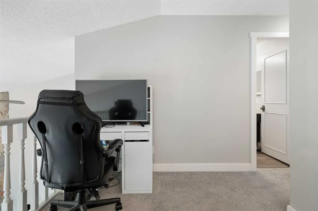 7900 Silver Springs Road NW, #18
