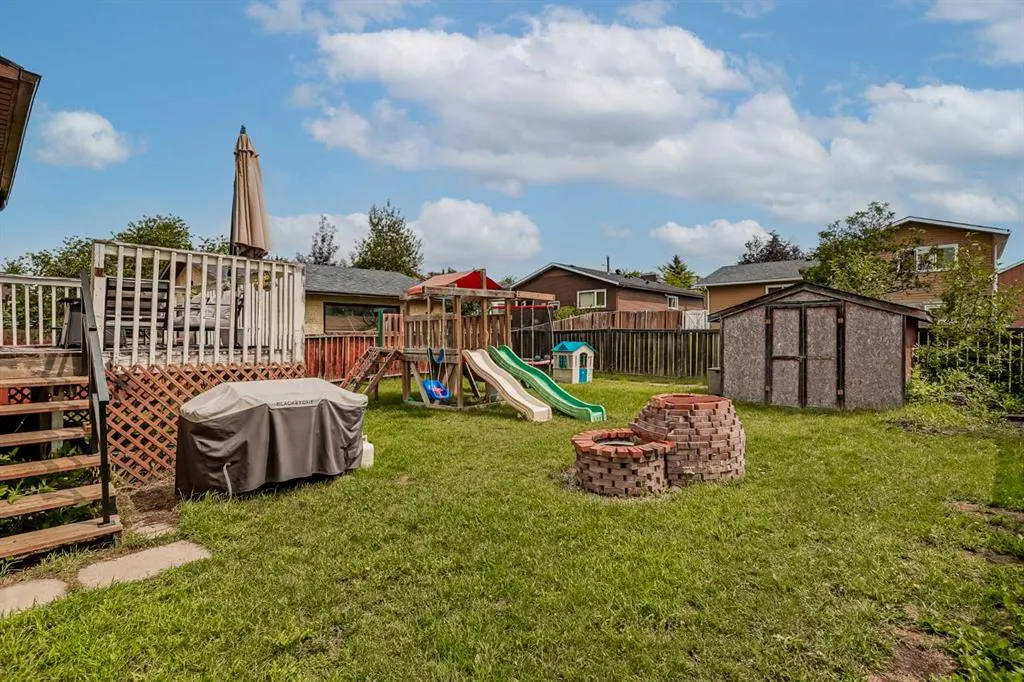 347 Whitefield Drive NE