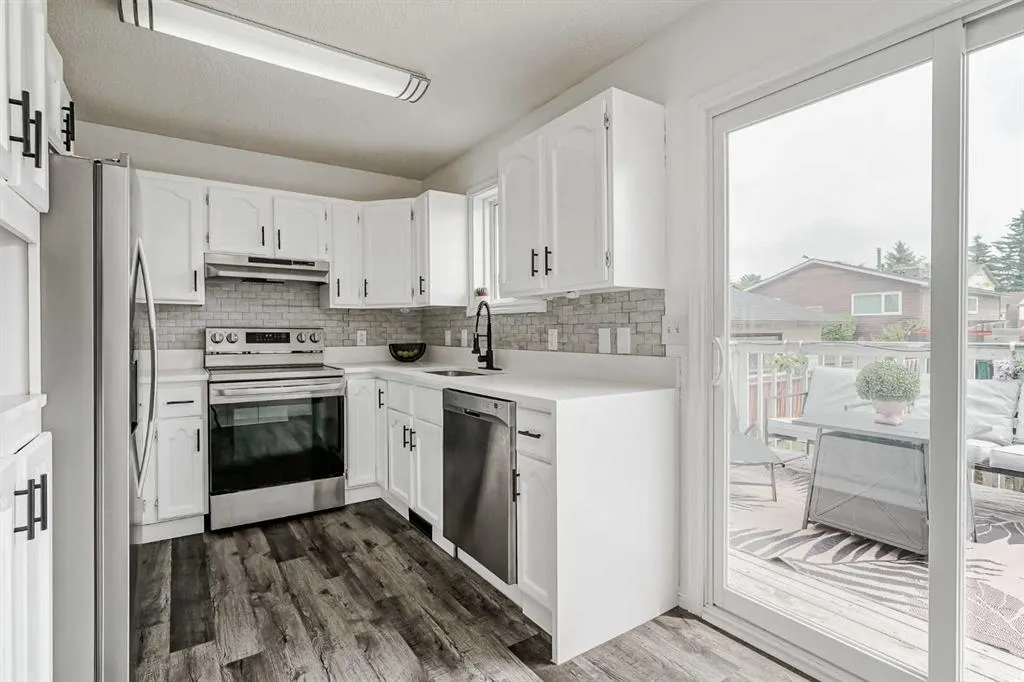 347 Whitefield Drive NE