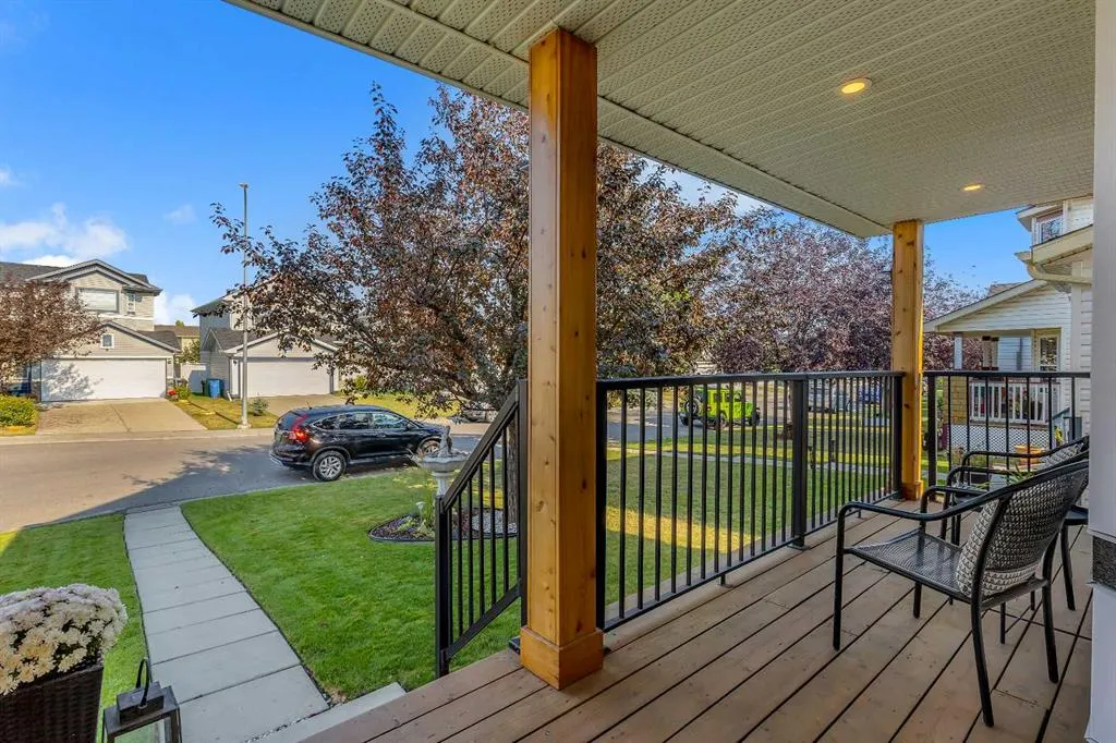 43 Covehaven View NE