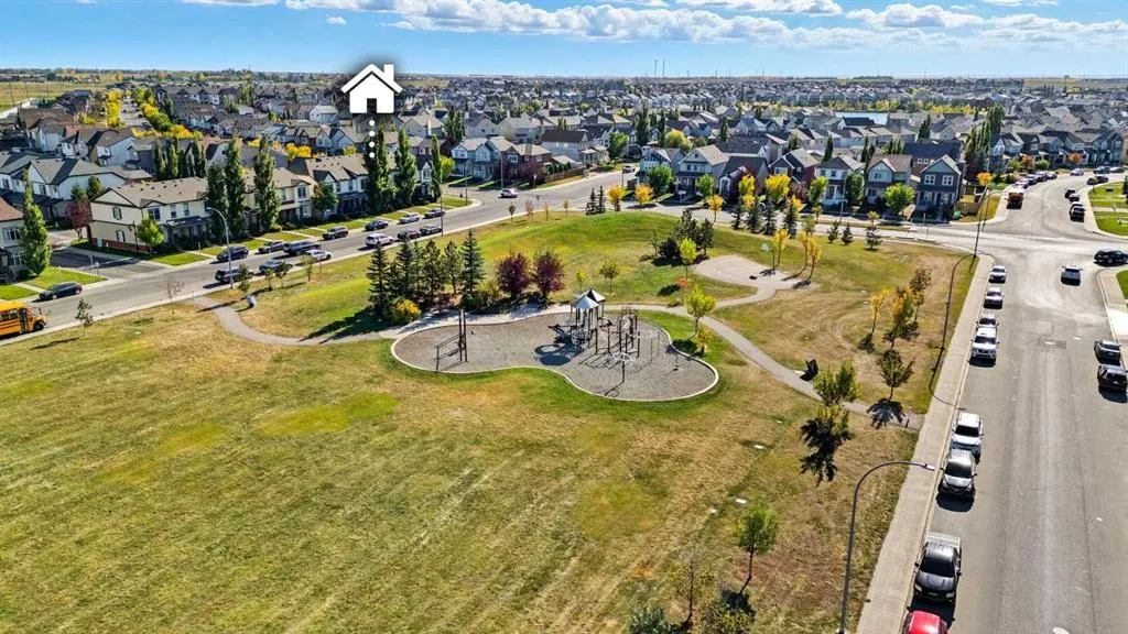 7 Copperpond Landing SE