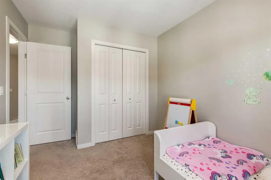 905 Evansridge Park NW