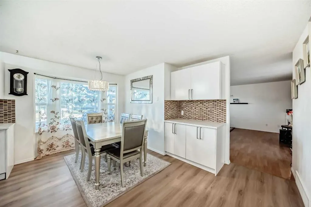 13 Brentwood Drive