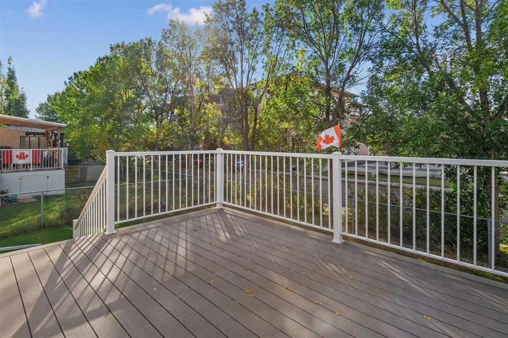 519 Lineham Acres Drive NW