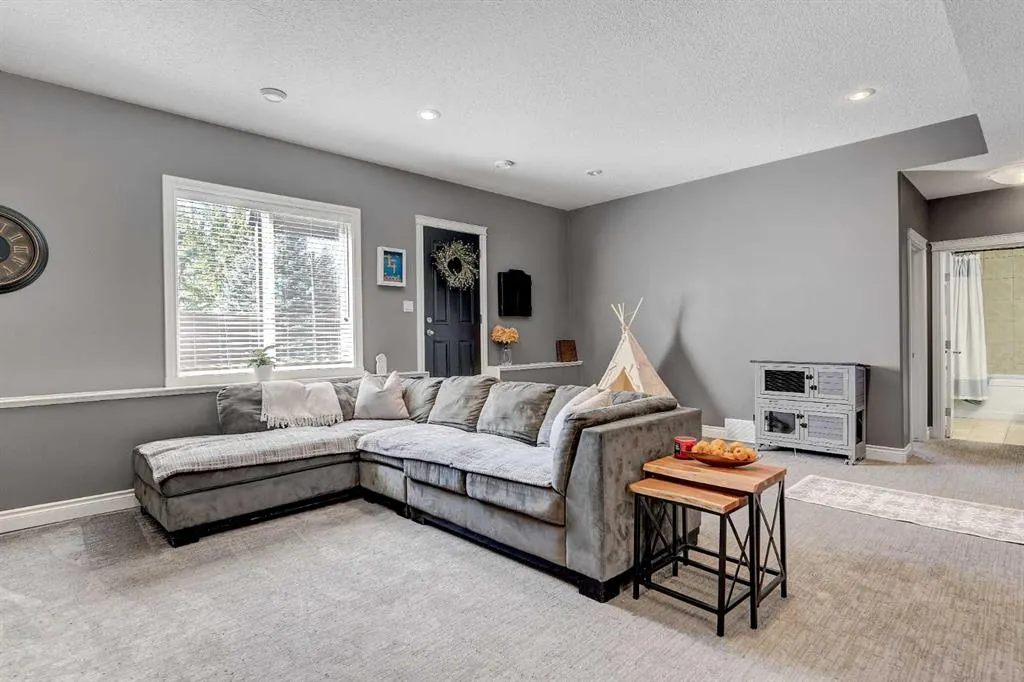 10826 Carriage Lane Drive