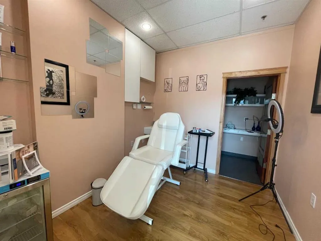 1518 Centre Street NE, #196