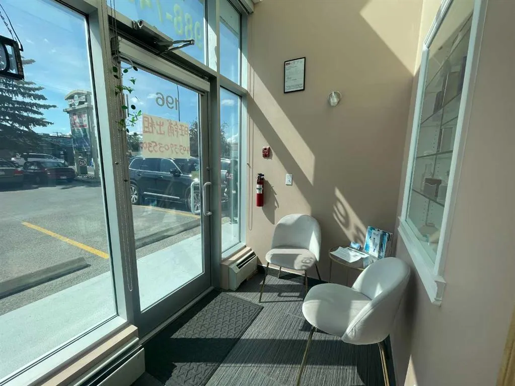 1518 Centre Street NE, #196