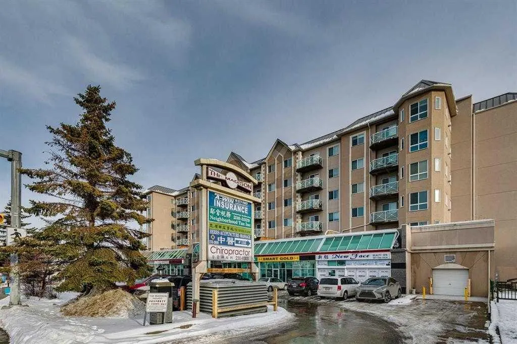 1518 Centre Street NE, #196