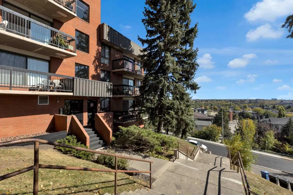 354 3 Avenue NE, #403