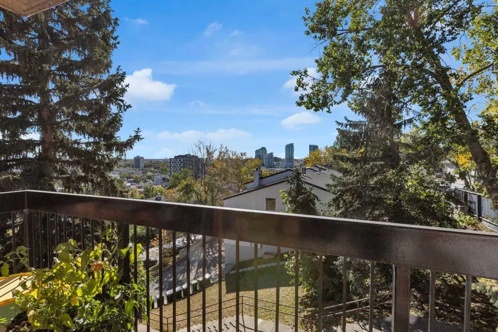 354 3 Avenue NE, #403