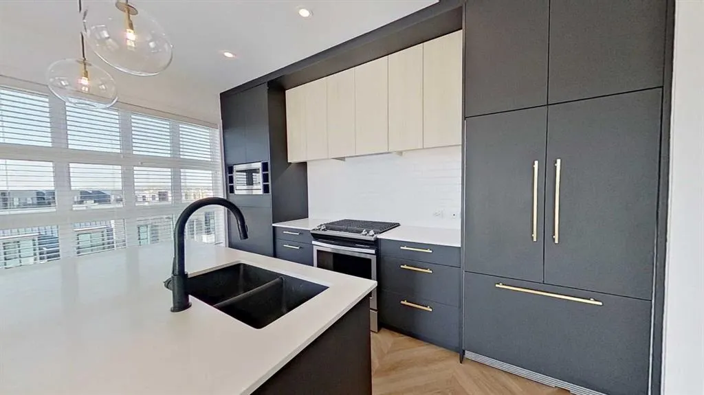 4275 Norford Avenue NW, #405