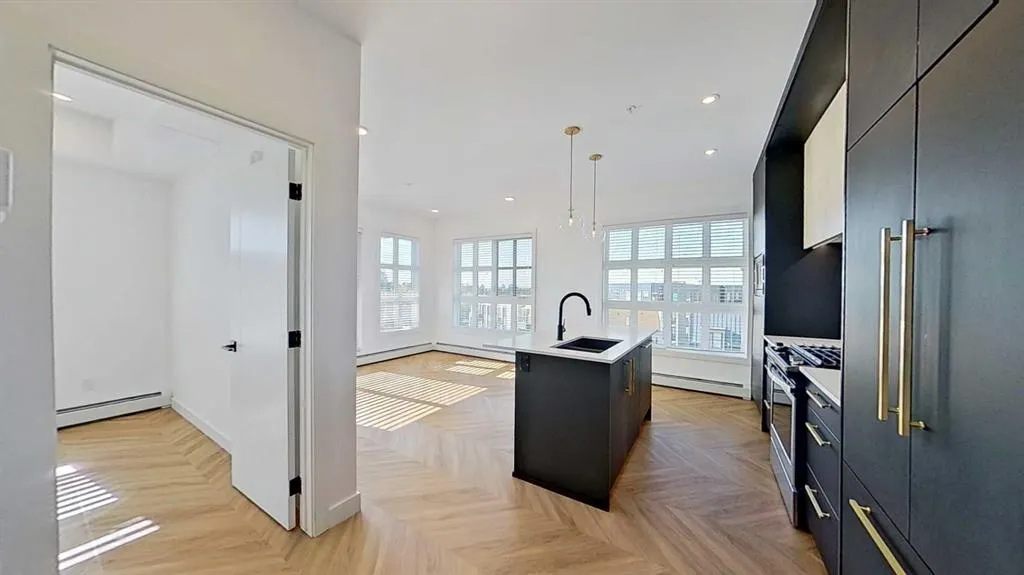 4275 Norford Avenue NW, #405