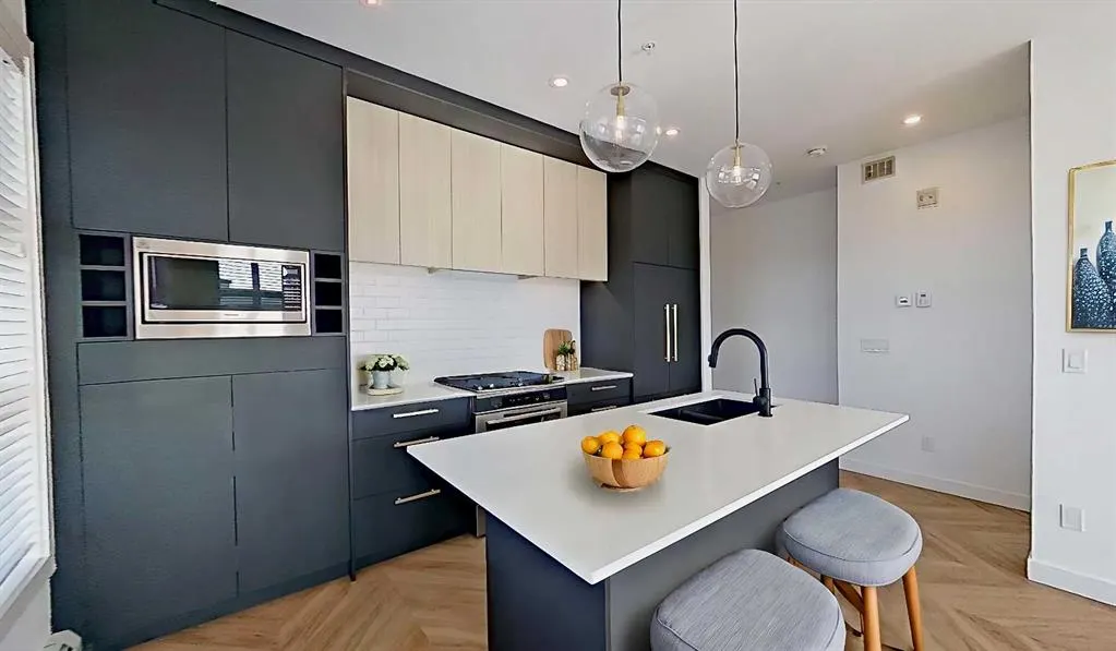 4275 Norford Avenue NW, #405